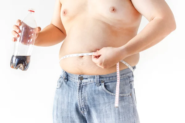 Şişman adam onun bel ölçüm