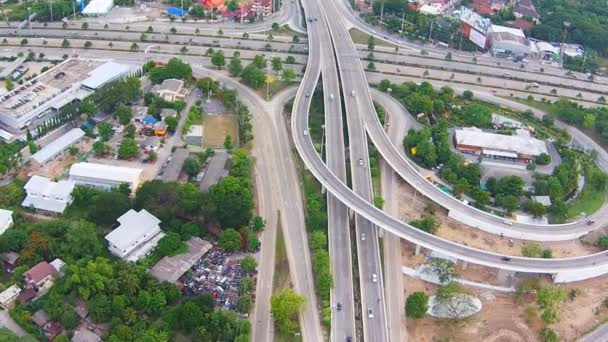 Letecký pohled na dálnice silnice — Stock video