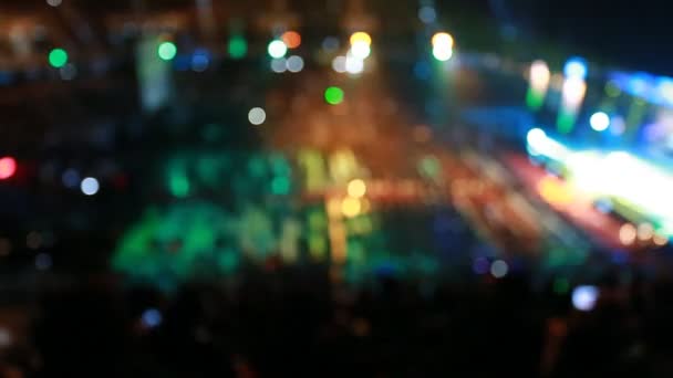 Silhouetten von Menschen bei Konzerten — Stockvideo