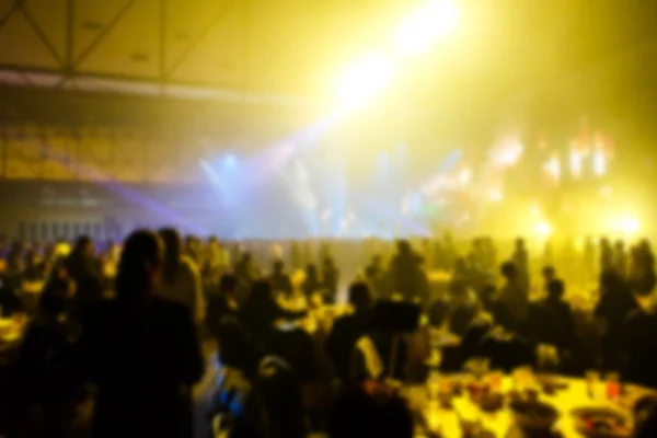 Silhouettes of people at concert — Stock Photo, Image