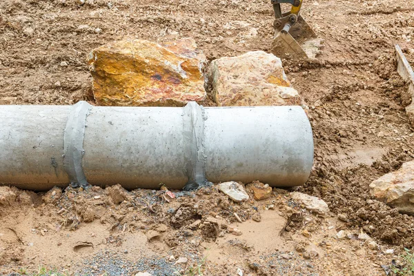 Concrete pipe under construction — Stock Photo, Image