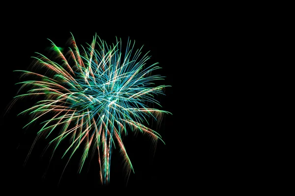 Fuochi d'artificio colorati luce sul cielo — Foto Stock