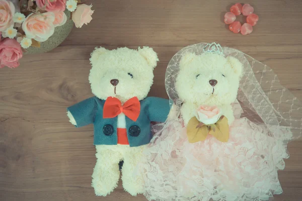 Romanttinen lelu Karhu häät kohtaus — kuvapankkivalokuva
