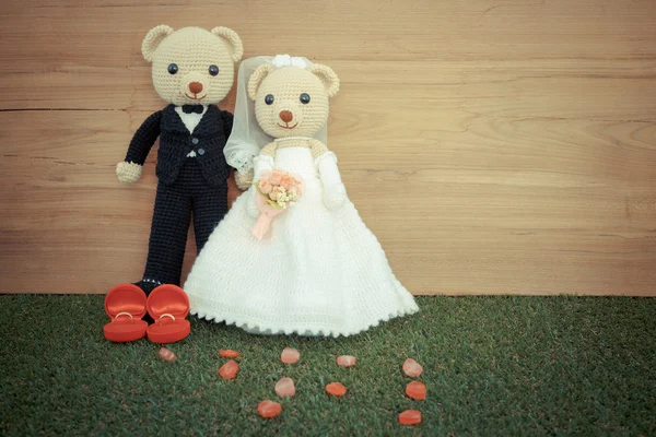 Romantic toy Bear in wedding scene — Stock Photo, Image