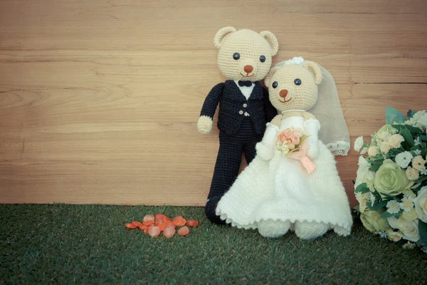 Romantic toy Bear in wedding scene — Stock Photo, Image