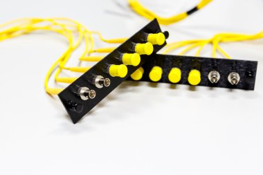 Fiber optik kablo ağ sistemi