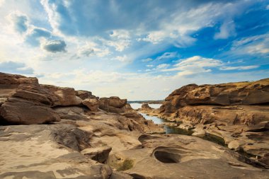 görünmeyen Tayland grand canyon sam pan bok ubonratchathani 