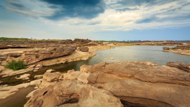 görünmeyen Tayland grand canyon sam pan bok ubonratchathani 