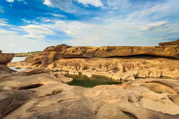 Invisibile Thailandia grand canyon sam pan bok a ubonratchathani — Foto Stock