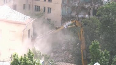 Moskova'da evlerin yıkılması