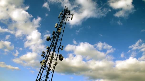 Torre de telecomunicaciones — Vídeos de Stock