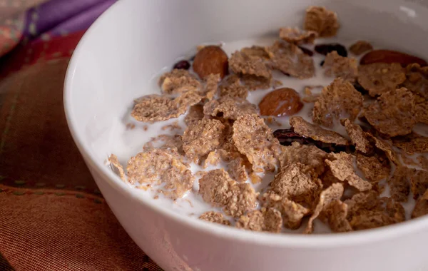 Delicious Whole Grain Cereal Dish Milk Almonds Coconut Blueberries Top — Stock Photo, Image