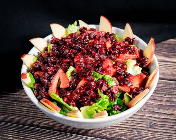 Exquisite Sweet Salad Lettuce Apple Strawberry Blueberry Served White Bowl — Fotografia de Stock