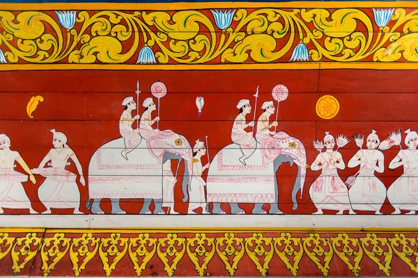 Malby v chrámu posvátného zubu Buddhy v Kandy, — Stock fotografie