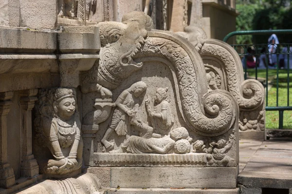 Arredamento del Tempio del Dente a Kandy. Sri Lanka — Foto Stock