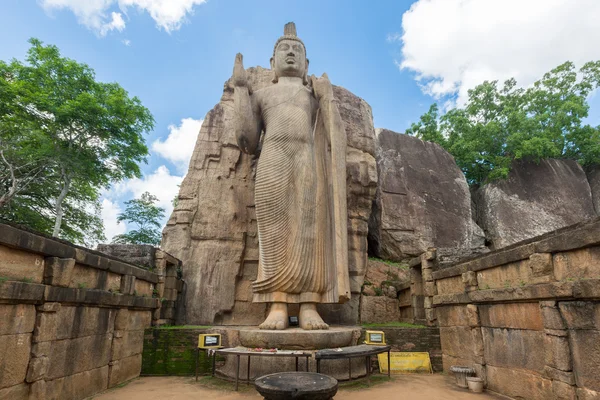 Avukana standing Buddha statue — Stock Photo, Image