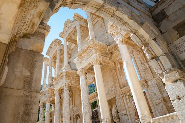 Biblioteca Celsus en Efeso, Turquía — Foto de Stock