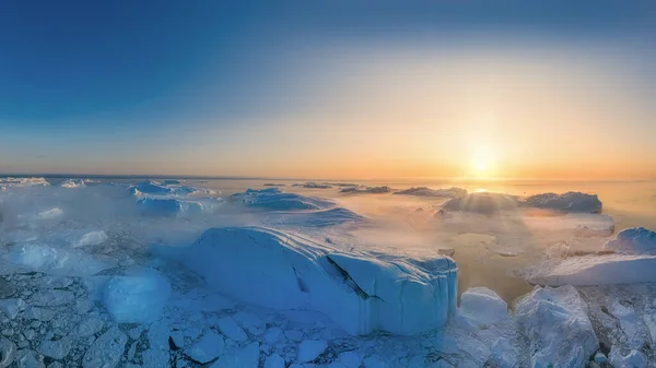 Glaciers flottants au fjord Disco Bay Ouest Groenland — Photo