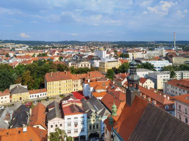 Ceske Budejovice, Vltava ve Malsa nehirlerinin birleştiği bir şehir, Bohemya 'nın merkezi.
