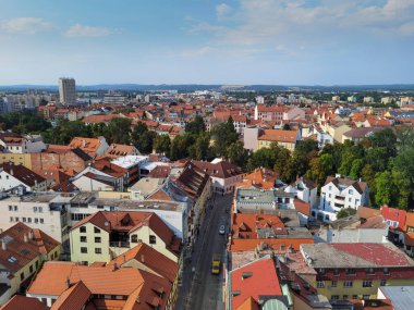 Ceske Budejovice, Vltava ve Malsa nehirlerinin birleştiği bir şehir, Bohemya 'nın merkezi.