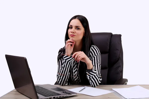 Business lady getting shock watching internet news by laptop — Stock Photo, Image