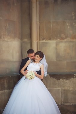 Mutlu gelin ve damat düğün günlerinde