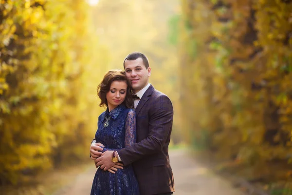 Bride and groom at wedding Day walking Outdoors on spring nature — Stock Photo, Image