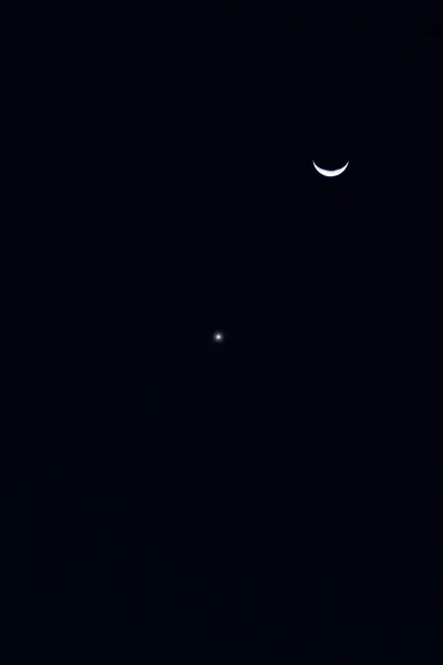 Astronomisk Kombination Venus Och Moon Fotograferad Med Lång Brännvidd — Stockfoto