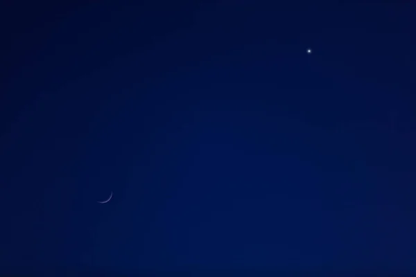 Conjuncția Astronomică Dintre Venus Lună Fotografiată Lentile Focale Lungi — Fotografie, imagine de stoc