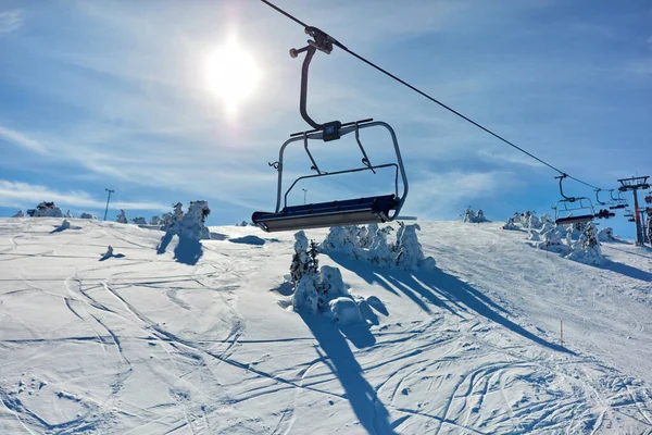 Empty Ski Chair Lift Mountain Season Tourists — Stock Photo, Image