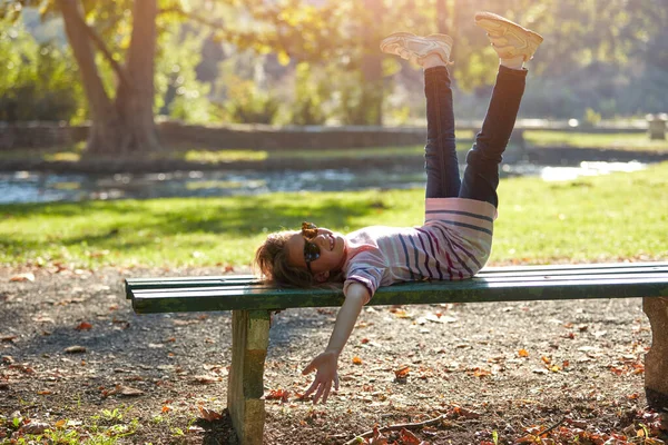 Child Girl Enjoying Outdoors Nature Park — Stock Photo, Image