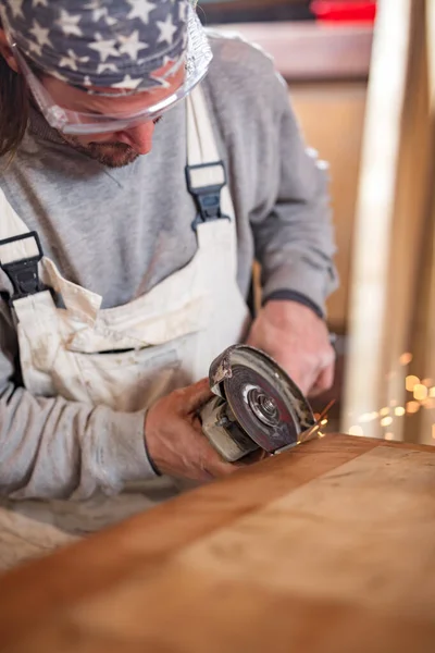 Male Carpenter Working Old Wood Retro Vintage Workshop — Stock Photo, Image