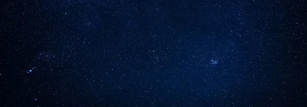 Tejút Csillagok Csillagos Fényképezte Hosszú Expozíció Egy Távoli Külvárosi Sötét — Stock Fotó