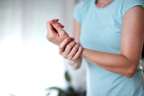 Woman Hand Arm Pain Home — Stock Photo, Image