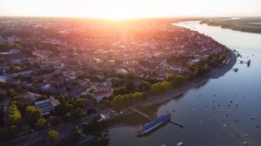 Zemun 'un insansız hava aracı görünümü, Belgrad belediyesi, Sırbistan.