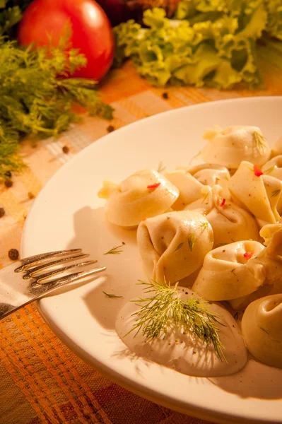 Dumplings på en platta — Stockfoto