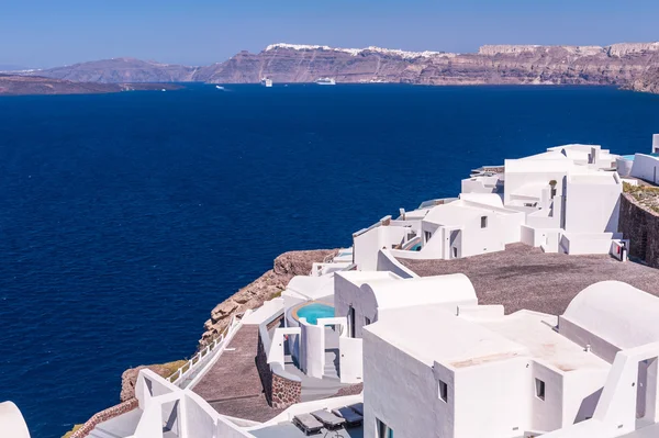 Edificios griegos típicos en Santorini —  Fotos de Stock