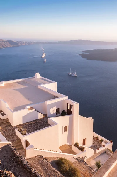Typical greek buildings on Santorini — Stock Photo, Image
