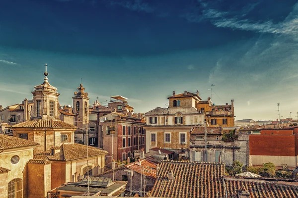 Výhledem Střechy Říma Historické Paláce Katolických Kostelů Starých Domů Royalty Free Stock Fotografie