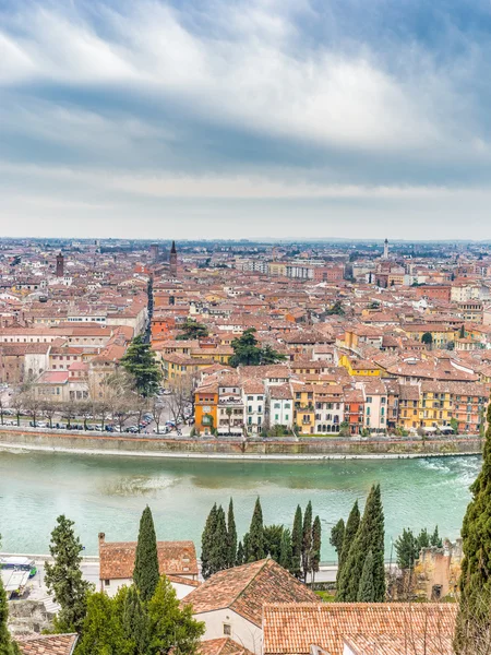 Panorama Del Río Adigio Que Pasa Través Las Casas Edificios — Foto de Stock