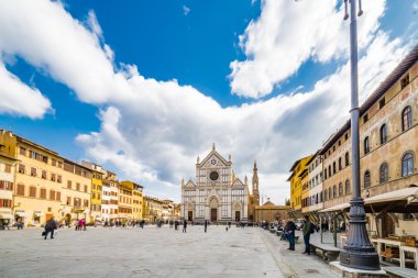 Floransa'daki Kutsal Haç Kilisesi, İtalya
