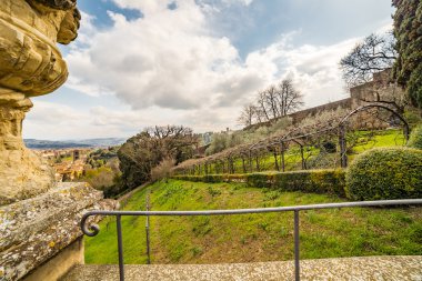 Floransa, İtalya'daki İtalyan tarzı Bardini bahçelerinden manzara