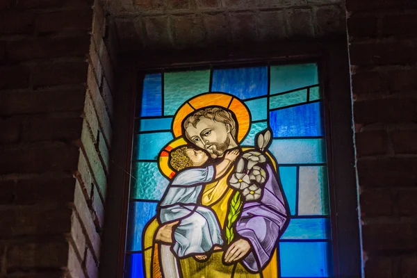 Szczegół Dzieciątka Jezus Całuje Ojca Józefa — Zdjęcie stockowe