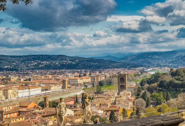 Floransa Toskana Nın Muhteşem Binalarının Katolik Kiliselerinin Nefes Kesen Manzarası — Stok fotoğraf