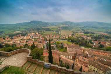 Brisighella Çatıları, İtalya'nın en güzel ortaçağ köylerinden biri