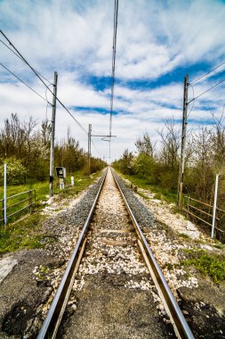 ufka demiryolu rayları