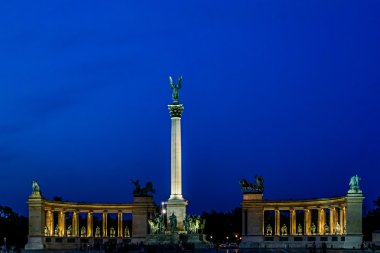 Budapeşte'deki Kahramanlar Meydanı