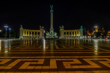 Budapeşte'deki Kahramanlar Meydanı