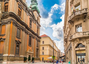 Avrupa'da Budapeşte, Macaristan'da saray ve bina stilleri çeşitli