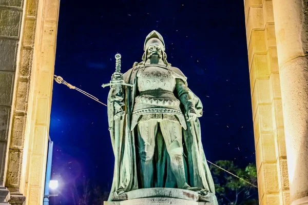 ブダペストの英雄の広場 彫像のクローズアップディテール — ストック写真